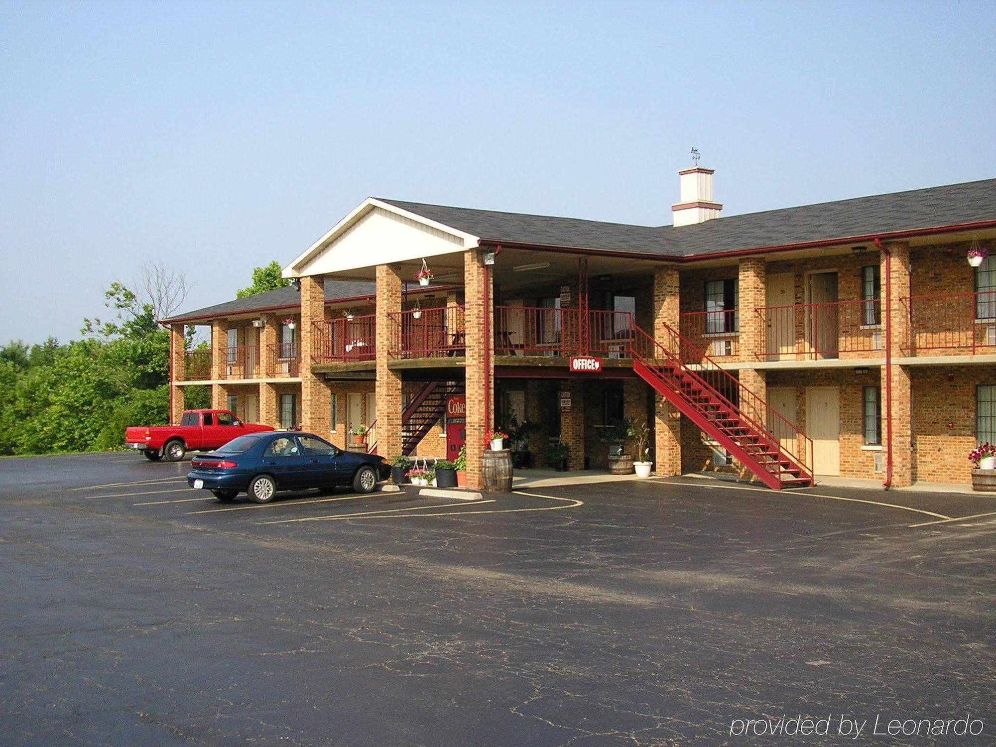 Americas Inn Bardstown Eksteriør billede